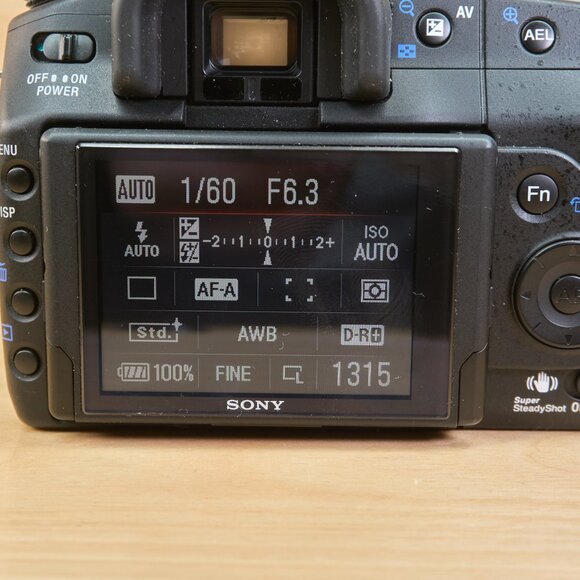 Sony Alpha A350 14.2MP Digital SLR Camera / DT 18-70mm f3.5-5.6 Zoom Lens - Picture 10 of 12